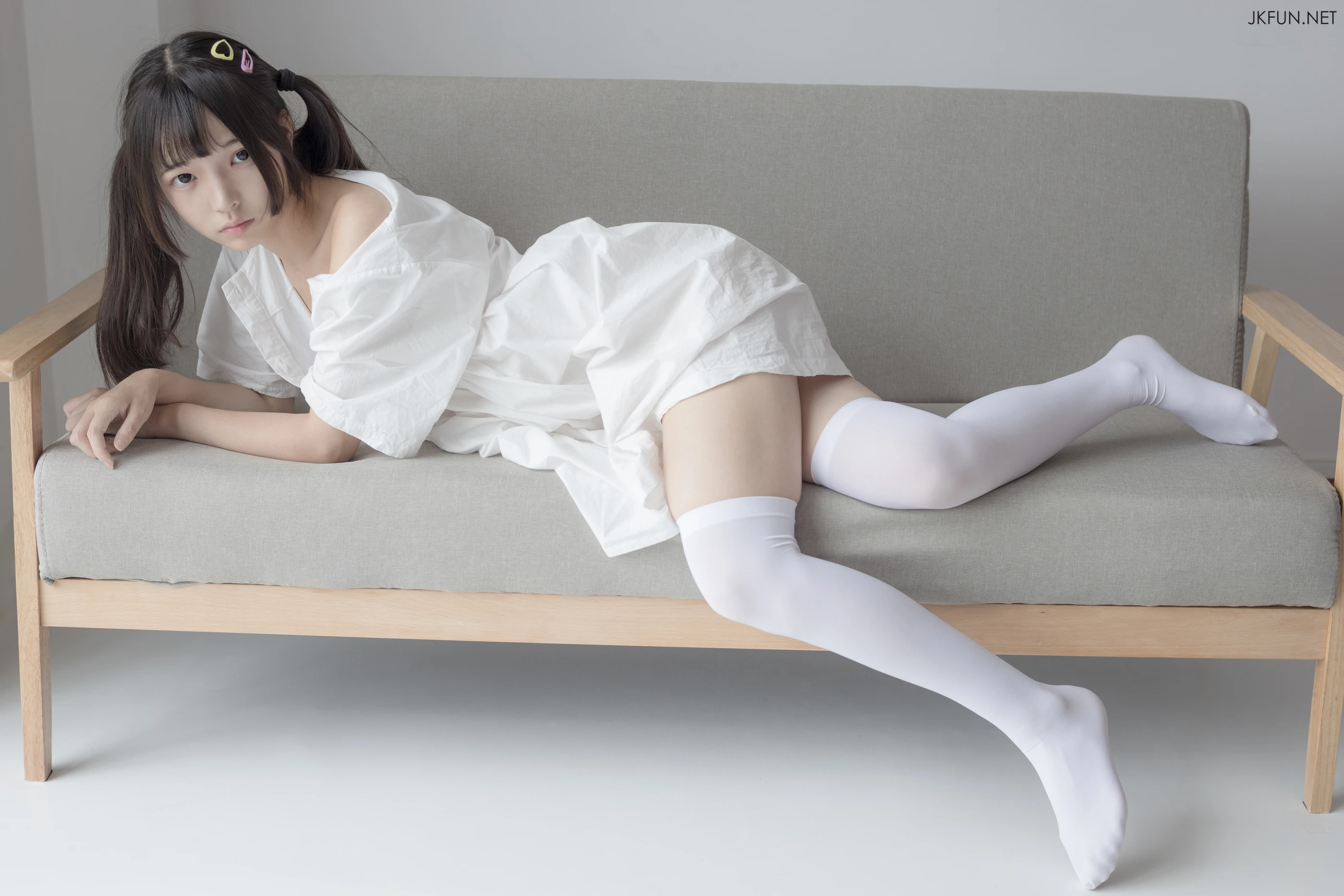 森萝财团 [JKFUN-014] 默陌 白衣飘飘的年代 [91P 1V]插图1